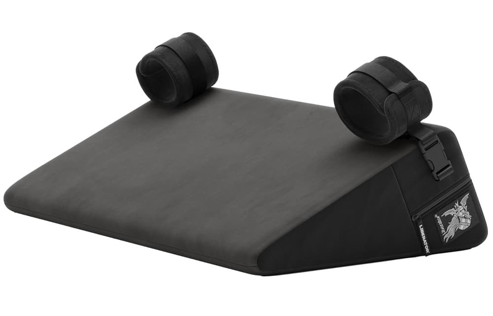 Sexpude "Bondage Wedge" med aftagelige håndledsmanchetter - ORION Erotik Shop