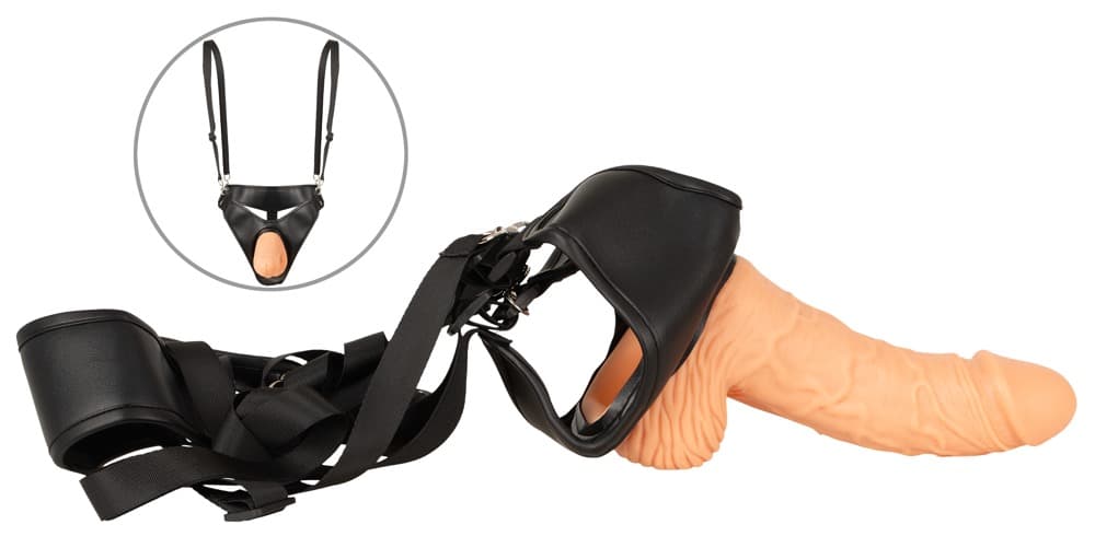 Strap-on med hul dildo